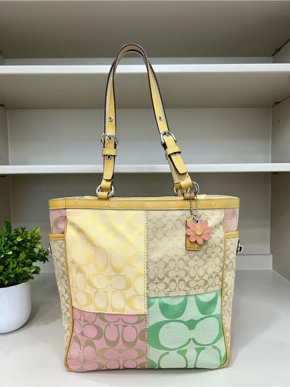 Coach Spring Y2K Signature Pastel Patchwork Turnlock Gallery Tote Shoulder Bag